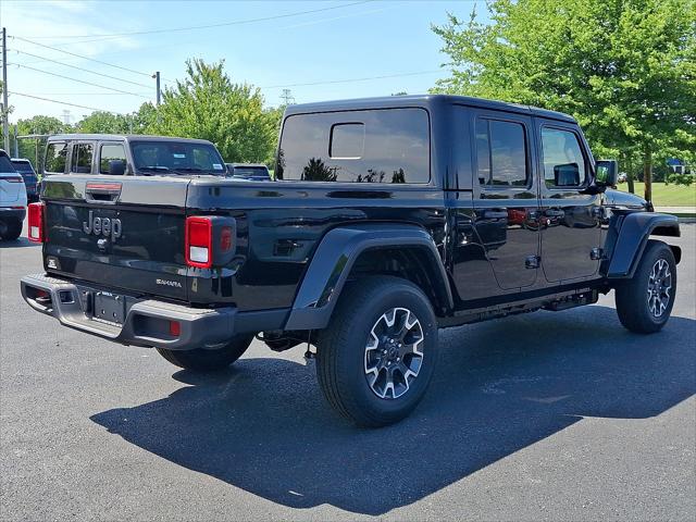 2026 Jeep Gladiator GLADIATOR SAHARA 4X4