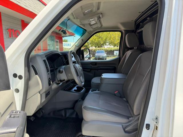 2021 Nissan 2500 SV Standard Roof V6