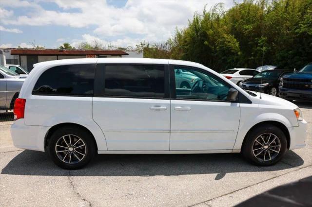2014 Dodge Grand Caravan SE