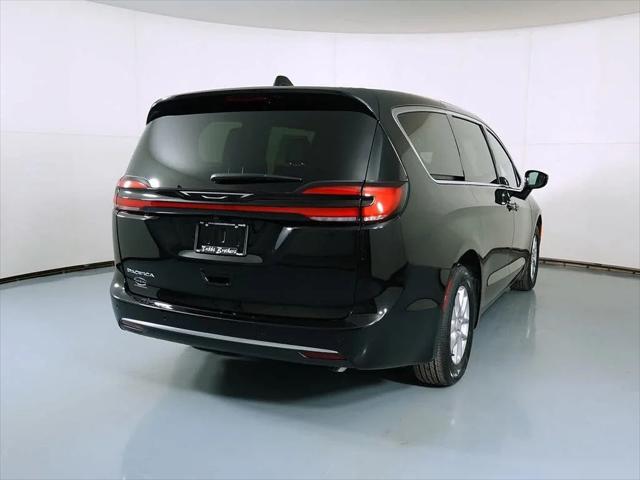 2027 Chrysler Pacifica PACIFICA SELECT 2027 Chrysler Pacifica PACIFICA SELECT