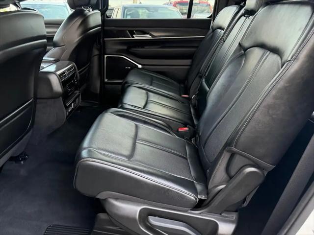 2024 Jeep Wagoneer Series II 4x2