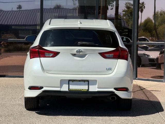 2016 Scion iM Base