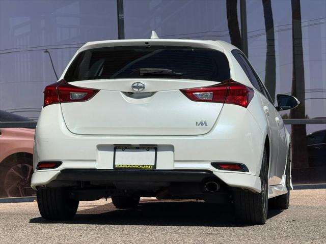 2016 Scion iM Base