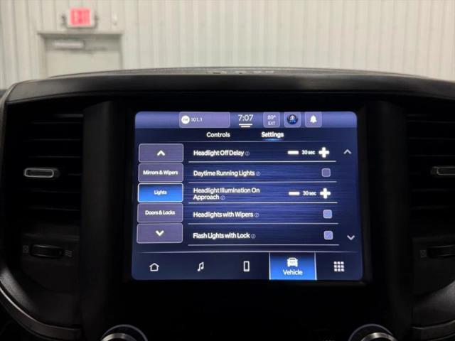 2022 Ram 2500 Tradesman Crew Cab 4x4 8' Box