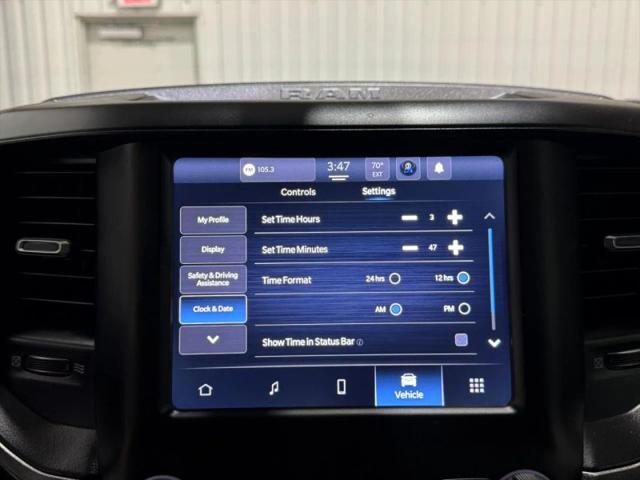 2022 Ram 2500 Tradesman Crew Cab 4x4 8' Box