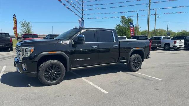 2023 GMC Sierra 2500HD 4WD Crew Cab Standard Bed Denali
