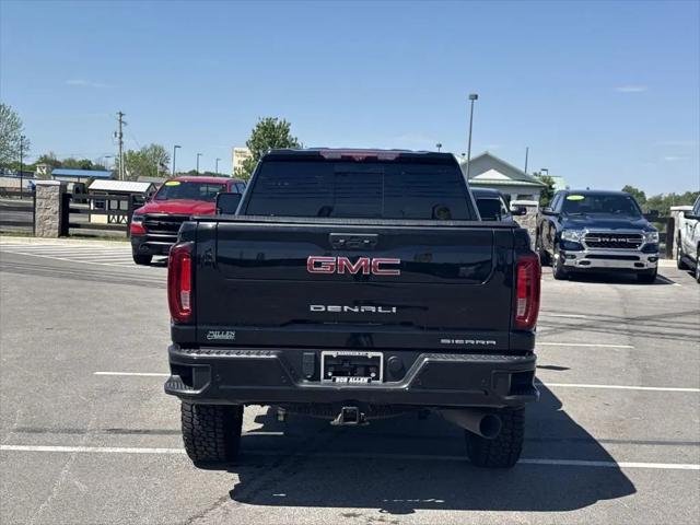 2023 GMC Sierra 2500HD 4WD Crew Cab Standard Bed Denali