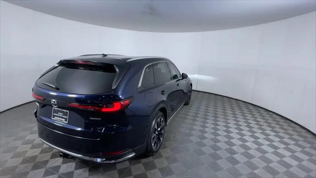 2024 Mazda X-90 Premium Plus