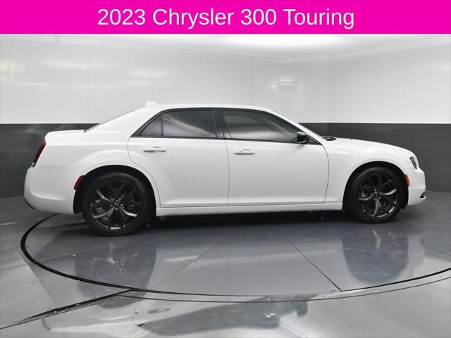 2023 Chrysler 300 Touring