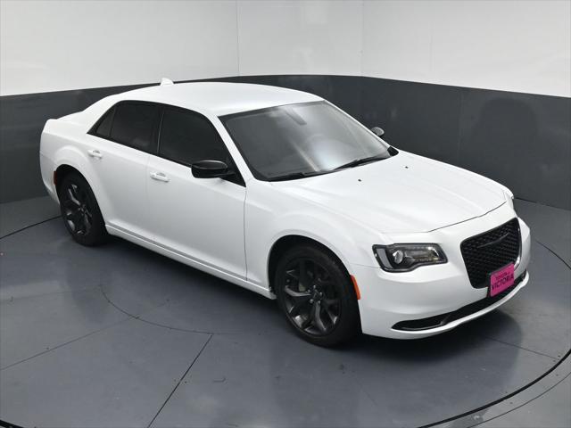 2023 Chrysler 300 Touring