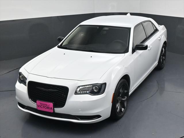 2023 Chrysler 300 Touring