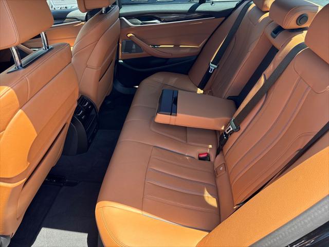 2023 BMW M5 i xDrive