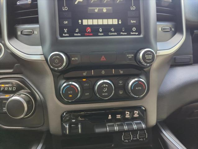 2020 Ram 1500 Big Horn Crew Cab 4x4 5'7" Box