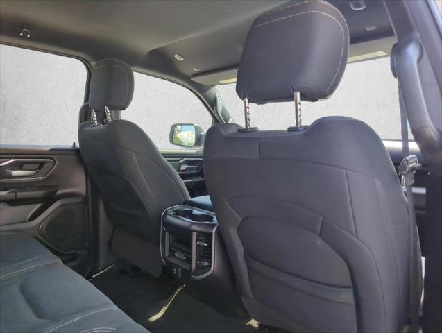 2020 Ram 1500 Big Horn Crew Cab 4x4 5'7" Box