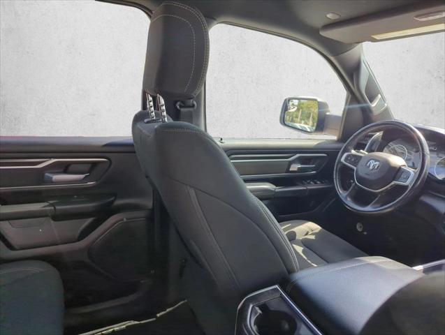 2020 Ram 1500 Big Horn Crew Cab 4x4 5'7" Box