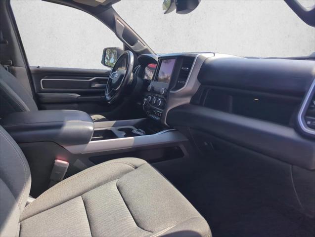 2020 Ram 1500 Big Horn Crew Cab 4x4 5'7" Box