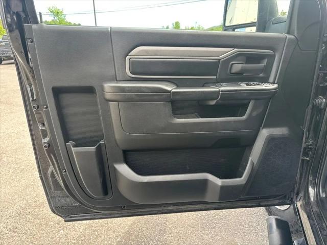 2024 Ram 3500 Tradesman Regular Cab 4x4 8' Box
