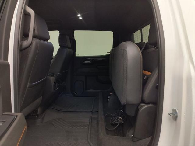 2022 GMC Sierra 1500 4WD Crew Cab Standard Box AT4
