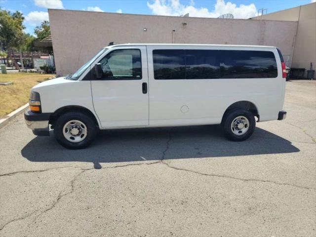 2020 Chevrolet Express Passenger RWD 2500 Regular Wheelbase LT