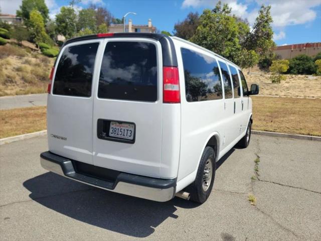 2020 Chevrolet Express Passenger RWD 2500 Regular Wheelbase LT