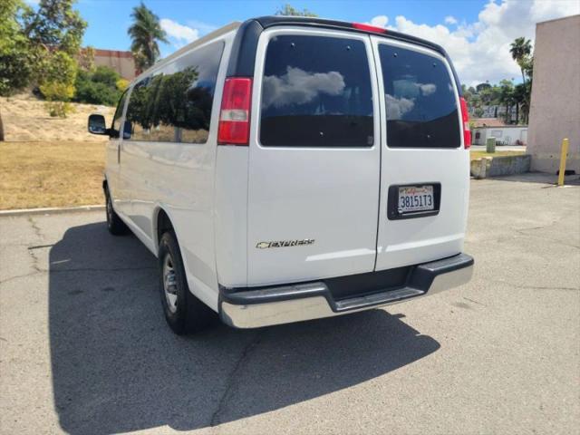 2020 Chevrolet Express Passenger RWD 2500 Regular Wheelbase LT