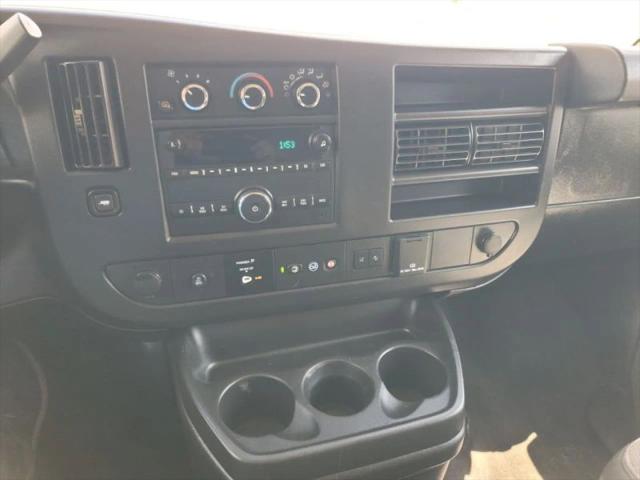 2020 Chevrolet Express Passenger RWD 2500 Regular Wheelbase LT