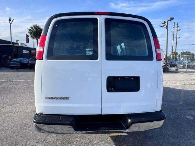 2021 GMC Savana Cargo RWD 2500 Regular Wheelbase Work Van