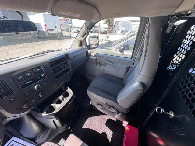 2021 GMC Savana Cargo RWD 2500 Regular Wheelbase Work Van
