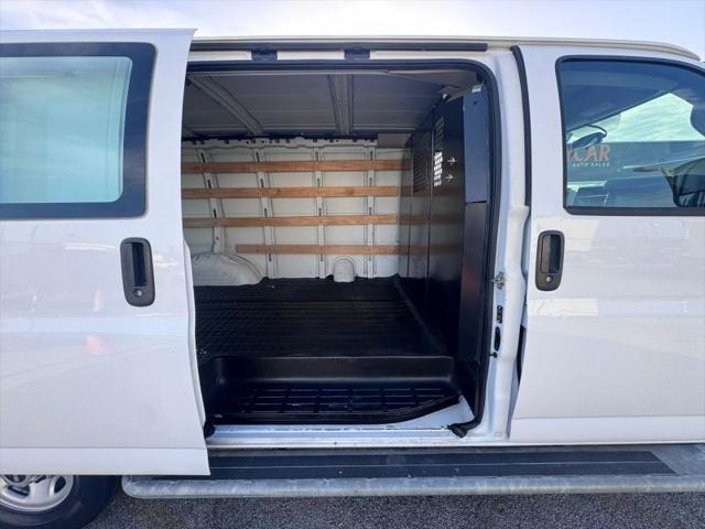 2021 GMC Savana Cargo RWD 2500 Regular Wheelbase Work Van