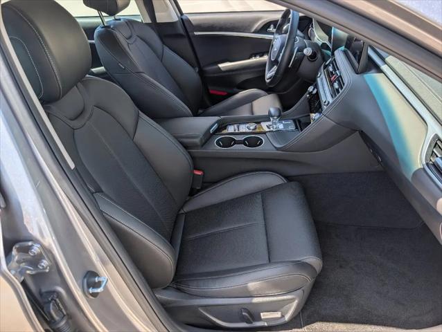 2026 Genesis G70 2.5T RWD