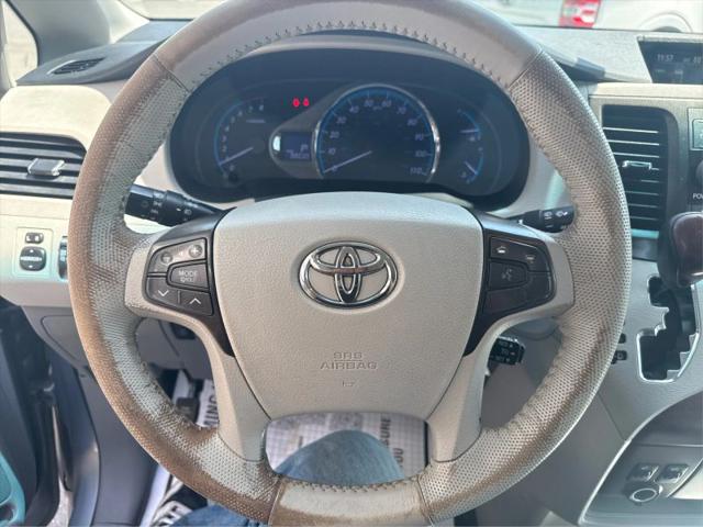 2011 Toyota Sienna XLE V6
