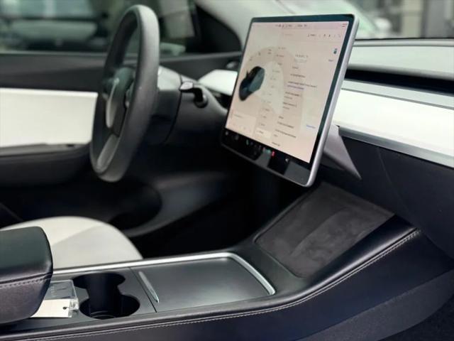 2022 Tesla Model Y Performance Dual Motor All-Wheel Drive
