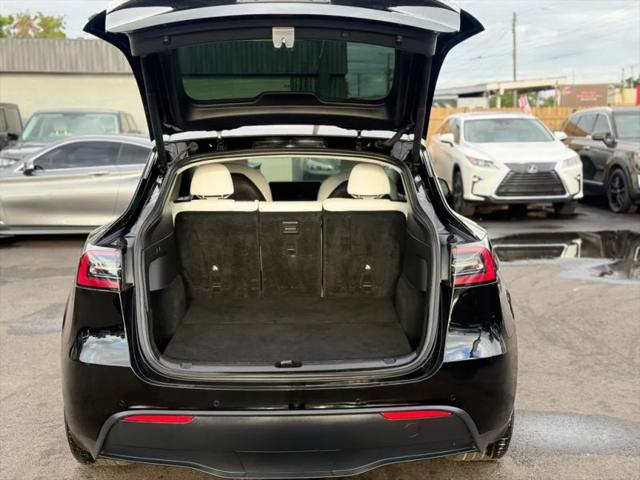 2022 Tesla Model Y Performance Dual Motor All-Wheel Drive