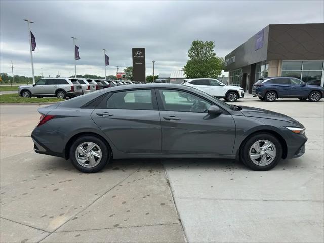 2026 Hyundai Elantra SE for sale in Manhattan, KS