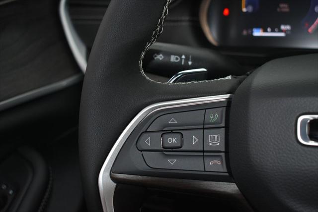 2026 Jeep Grand Cherokee L Altitude 4x4