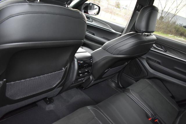 2026 Jeep Grand Cherokee L Altitude 4x4