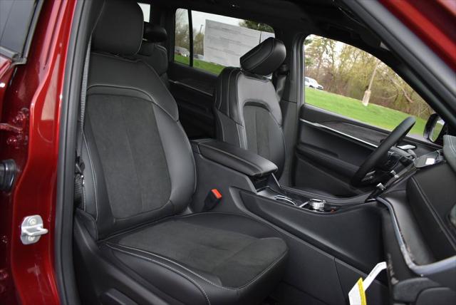 2026 Jeep Grand Cherokee L Altitude 4x4