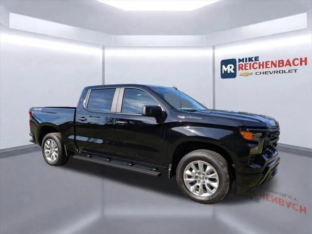 2026 Chevrolet Silverado 1500 4WD Crew Cab Short Bed Custom