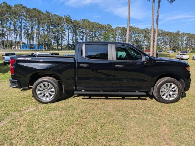 2026 Chevrolet Silverado 1500 4WD Crew Cab Short Bed Custom