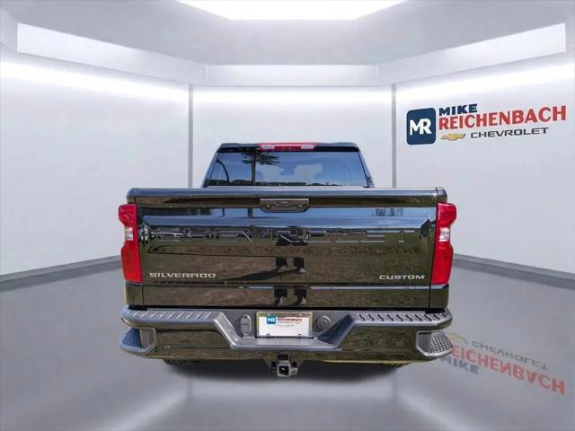 2026 Chevrolet Silverado 1500 4WD Crew Cab Short Bed Custom