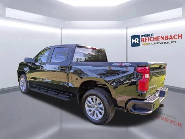 2026 Chevrolet Silverado 1500 4WD Crew Cab Short Bed Custom
