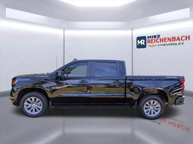 2026 Chevrolet Silverado 1500 4WD Crew Cab Short Bed Custom