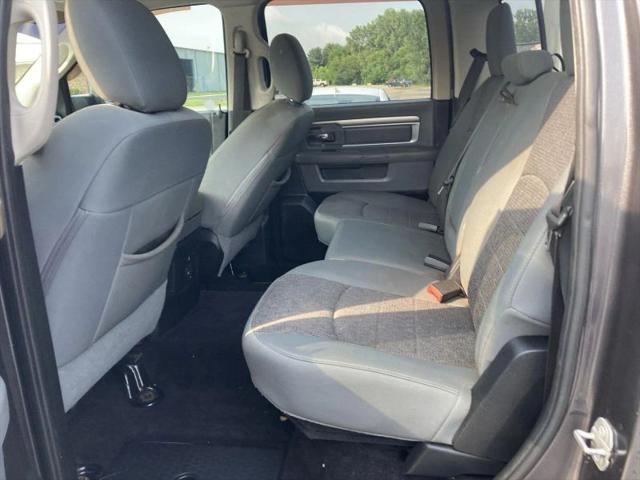 2016 Ram 1500 SLT