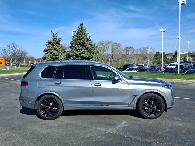 Used 2024 BMW X7 40i with VIN 5UX23EM07R9W03283 for sale in Burnsville, Minnesota
