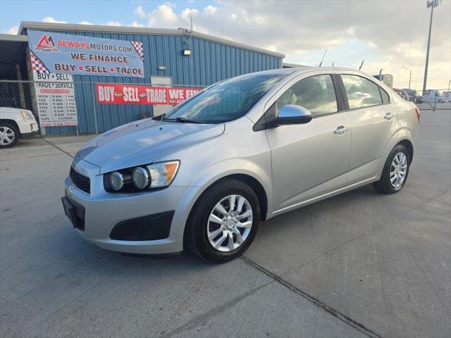 2013 Chevrolet Sonic LS Manual