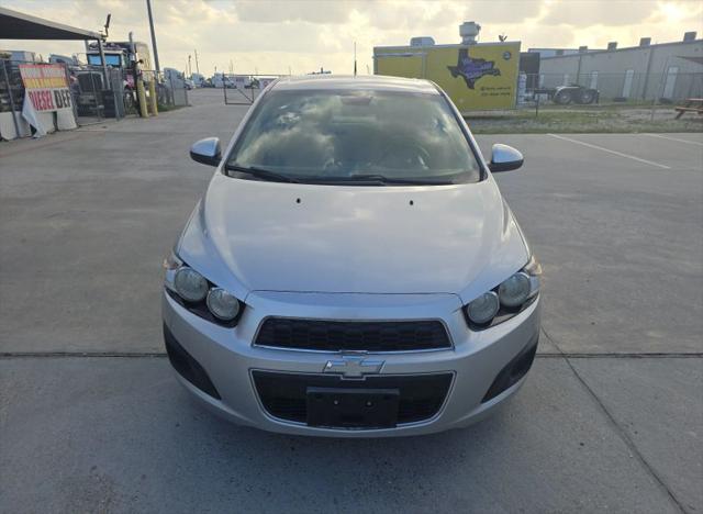 2013 Chevrolet Sonic LS Manual