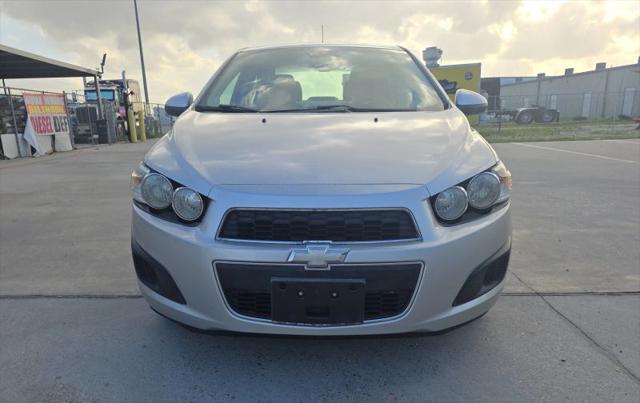 2013 Chevrolet Sonic LS Manual