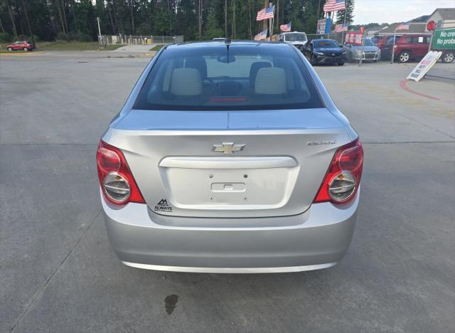 2013 Chevrolet Sonic LS Manual