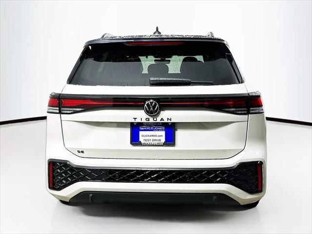 2026 Volkswagen Tiguan SE R-Line Black