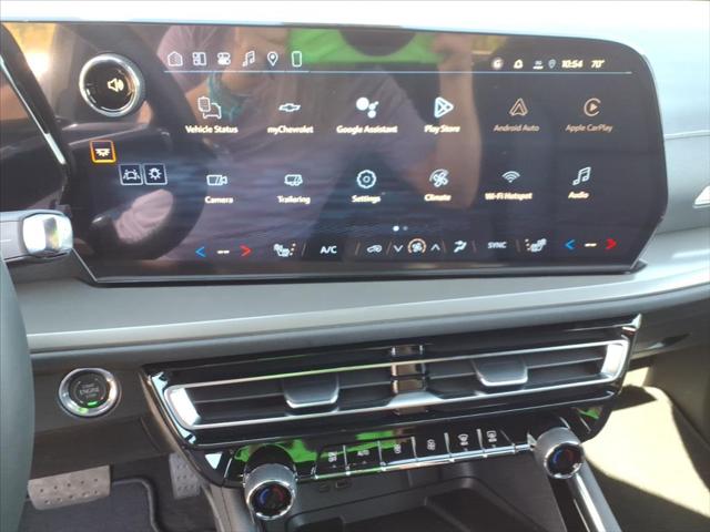 2026 Chevrolet Traverse AWD LT